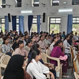 प्रथम सेमेस्टर में नव प्रवेशित सामाजिक विज्ञान की छात्राओं के लिये आमुखीकरण कार्यक्रम का आयोजन