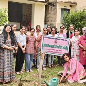 राजकीय मीरा कन्या महाविद्यालय में ‘मिशन हरियालो राजस्थान’ के तहत ड्रैगन फ्रूट के पौधों का रोपण